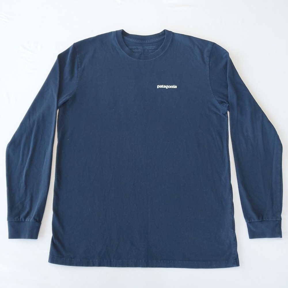 Patagonia Long-Sleeve P-6 Logo Responsibili-Tee Navy Blue Men's M Regular Fit